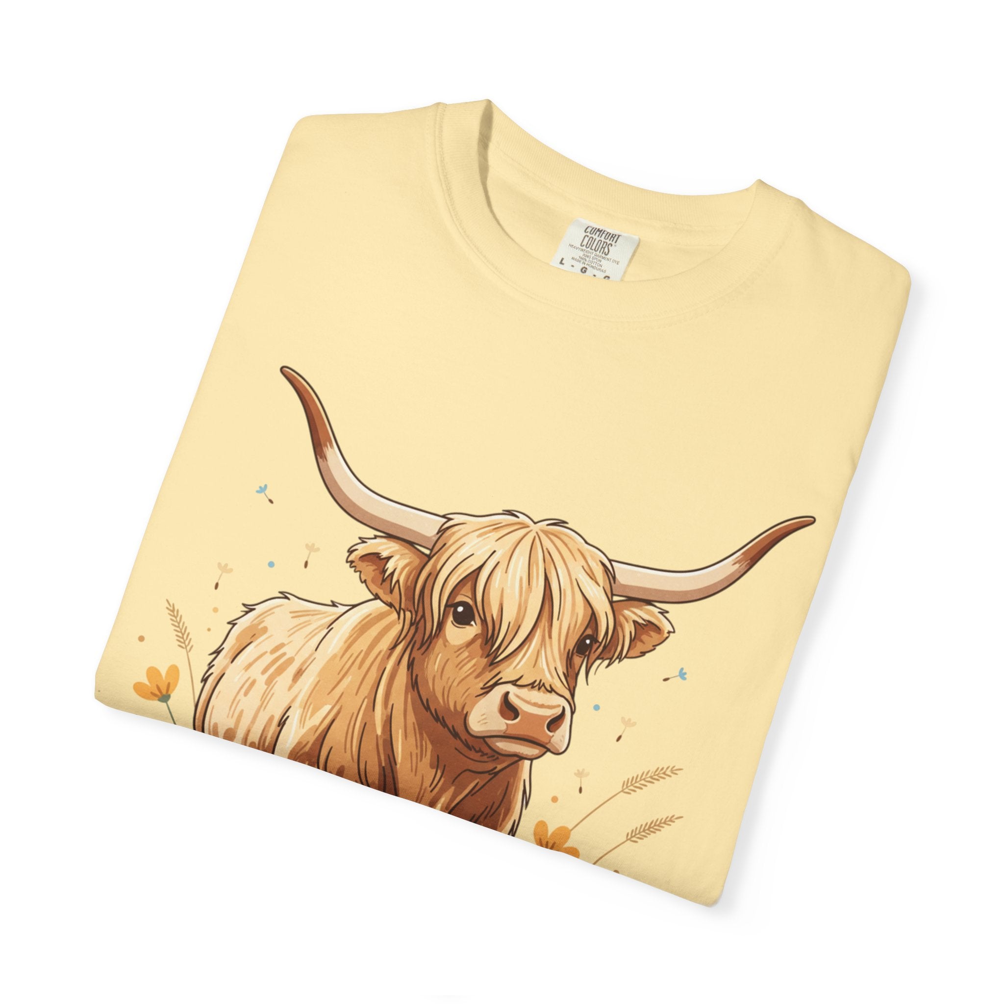 Highland Cow Graphic T‑Shirt — Cute Highland Cattle Tee for Animal Lovers