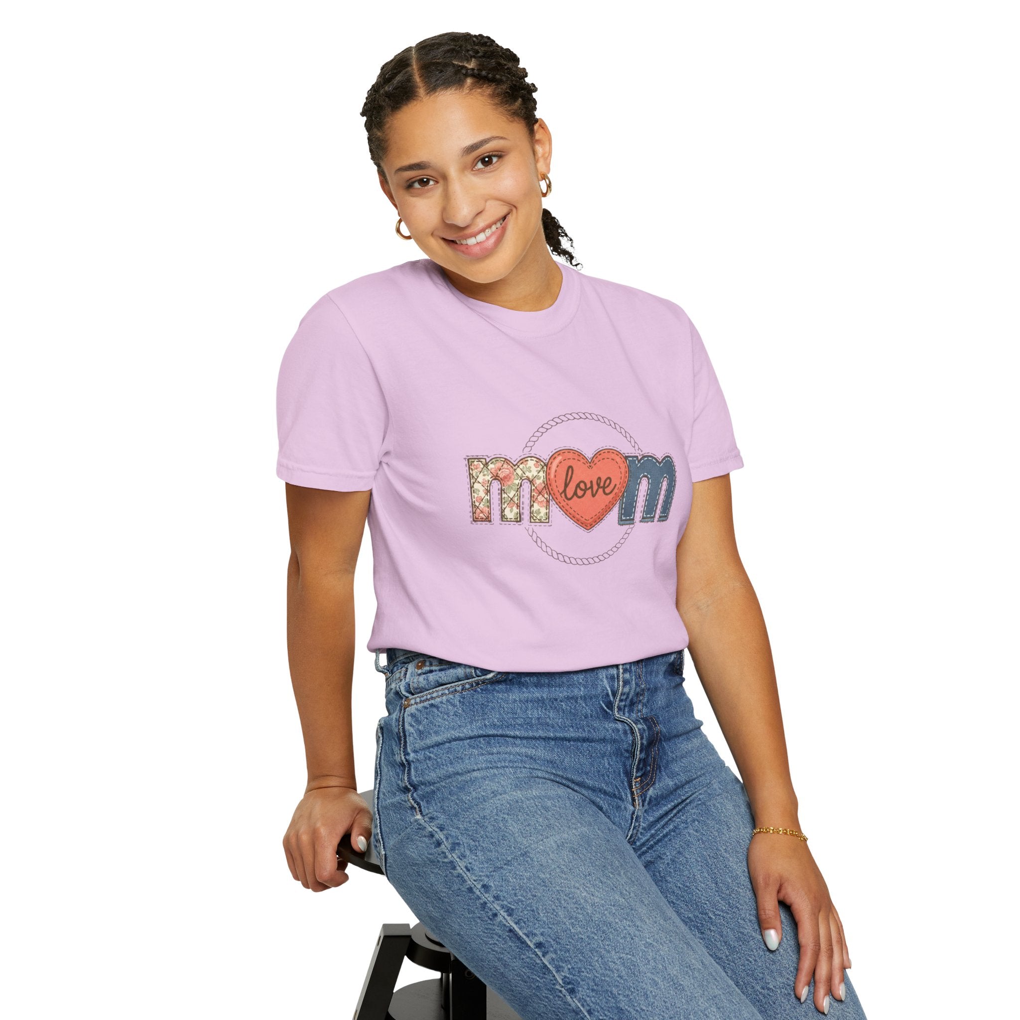 Mom Faux Love T-Shirt –Faux Floral Heart Mother's Day Tee